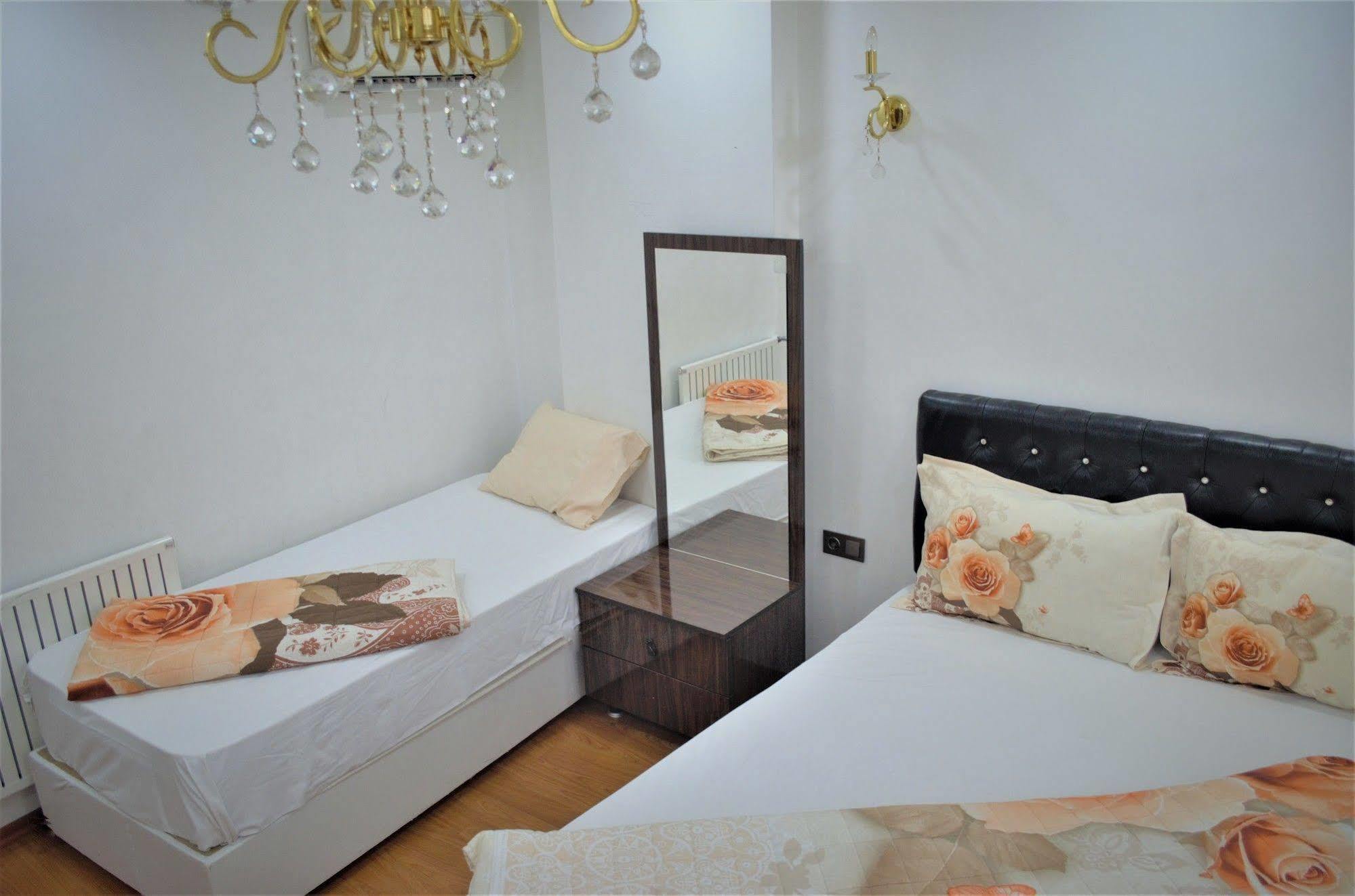 Ayasofya Deluxe Apart Istanboel Buitenkant foto